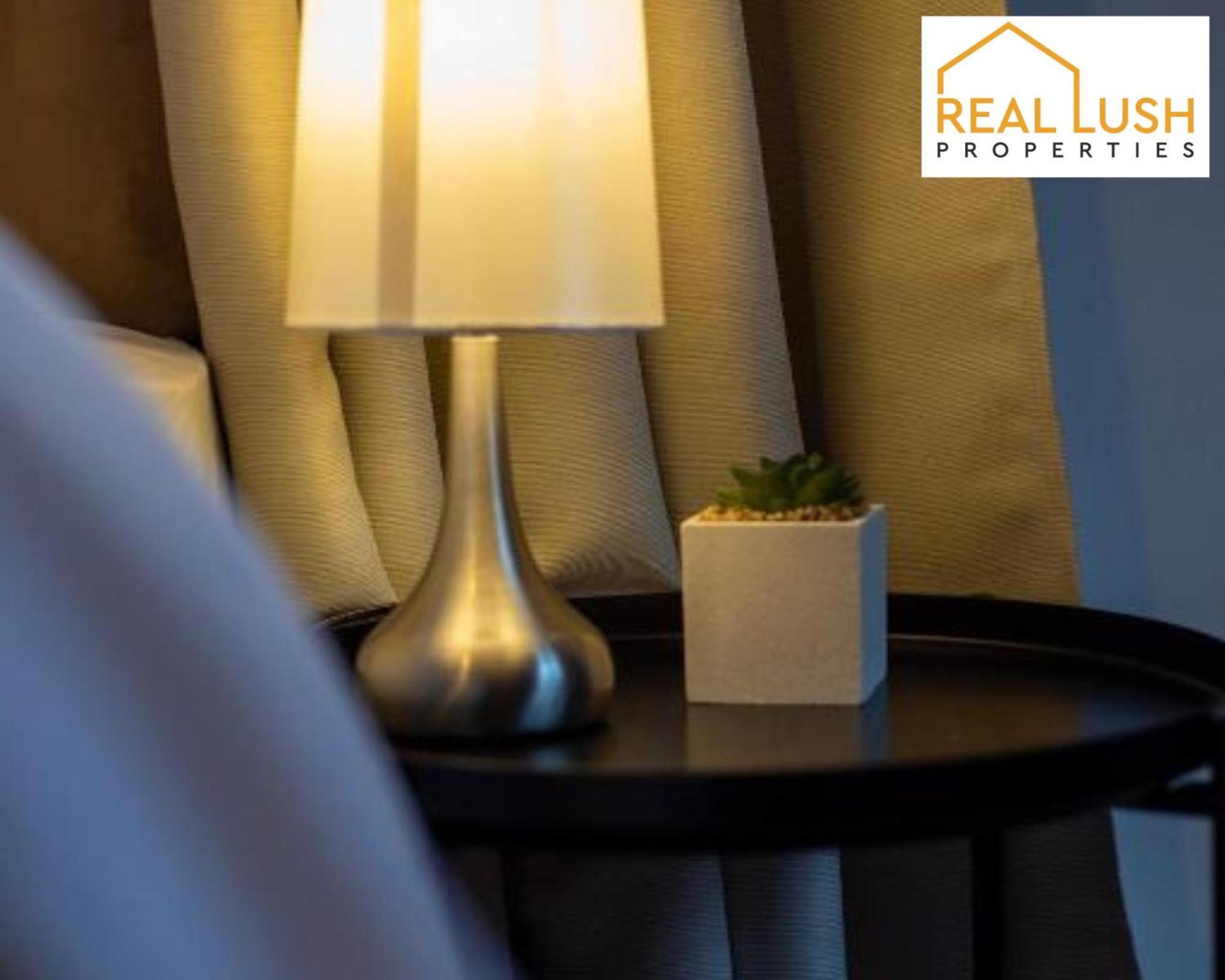 One-Bedroom Apartment By Real Lush Properties In Langsett Wolverhampton Zewnętrze zdjęcie